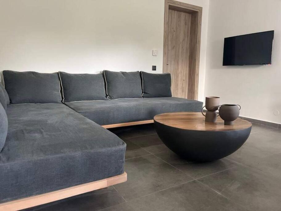 Ek Ornelakis, Luxury Country House With Jacuzzi La Canea Exterior foto