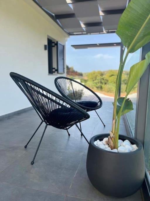 Ek Ornelakis, Luxury Country House With Jacuzzi La Canea Exterior foto