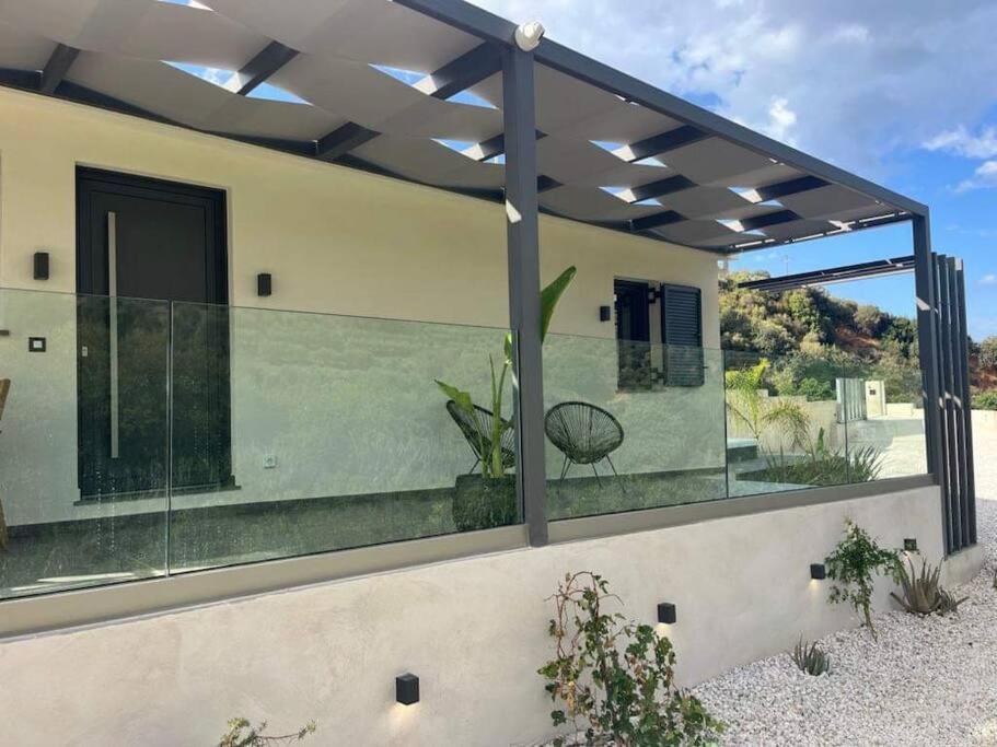 Ek Ornelakis, Luxury Country House With Jacuzzi La Canea Exterior foto